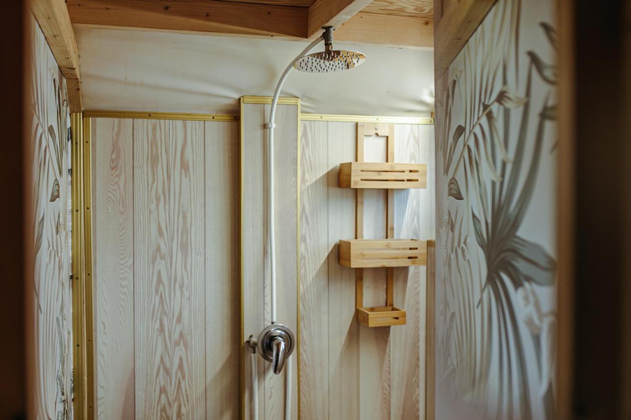 Herbals - Tree&Lake Houses With Bath, Sauna, Bikes, Motorboat Mielno  Εξωτερικό φωτογραφία