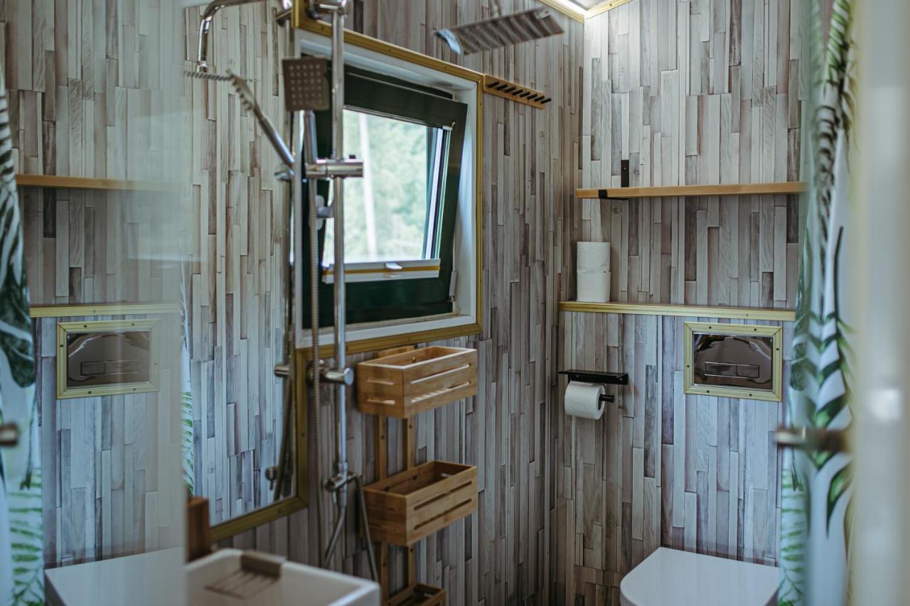 Herbals - Tree&Lake Houses With Bath, Sauna, Bikes, Motorboat Mielno  Εξωτερικό φωτογραφία