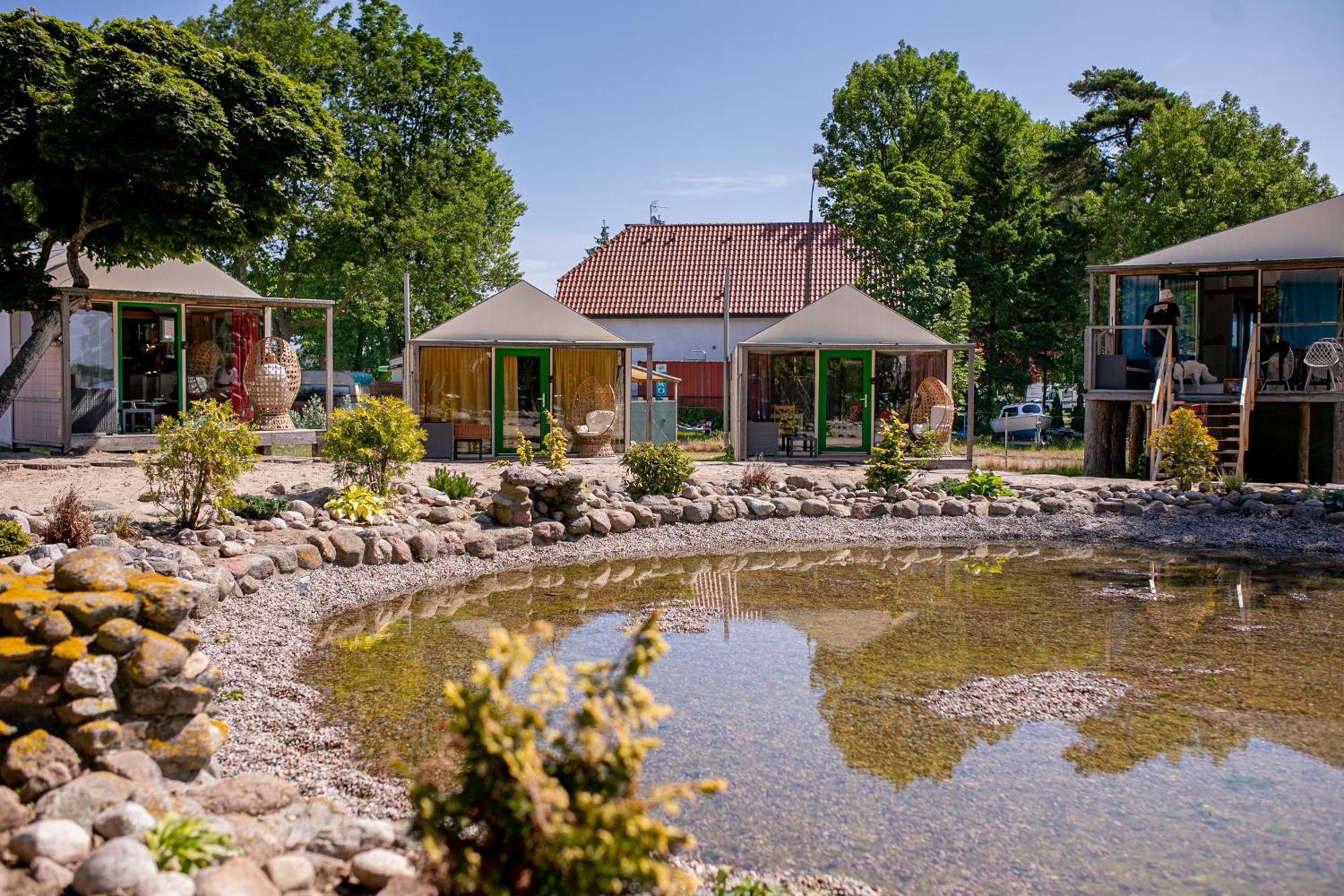 Herbals - Tree&Lake Houses With Bath, Sauna, Bikes, Motorboat Mielno  Εξωτερικό φωτογραφία